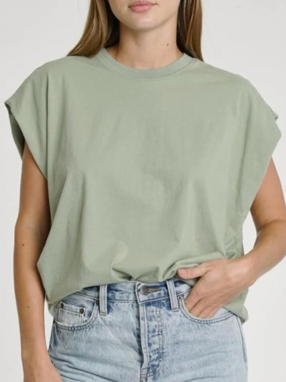 Pistola Trina Muscle Tee